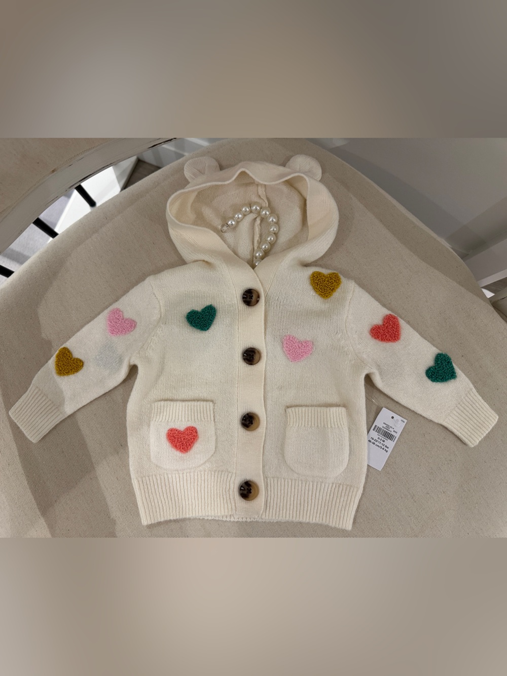 🦢 0~3 Mth Ivory Baby Cardigan with Multicolor Heart Appliqués & Cute Hood NWT